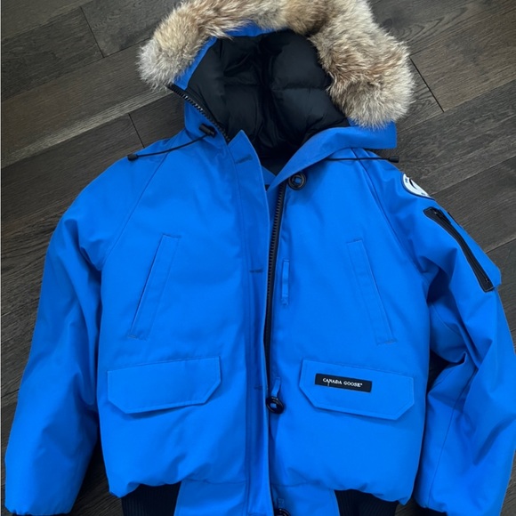 Women’s Canada Goose PBI Chilliwack Bomber Jacket and Tundra Ski Pants - Picture 4 of 10